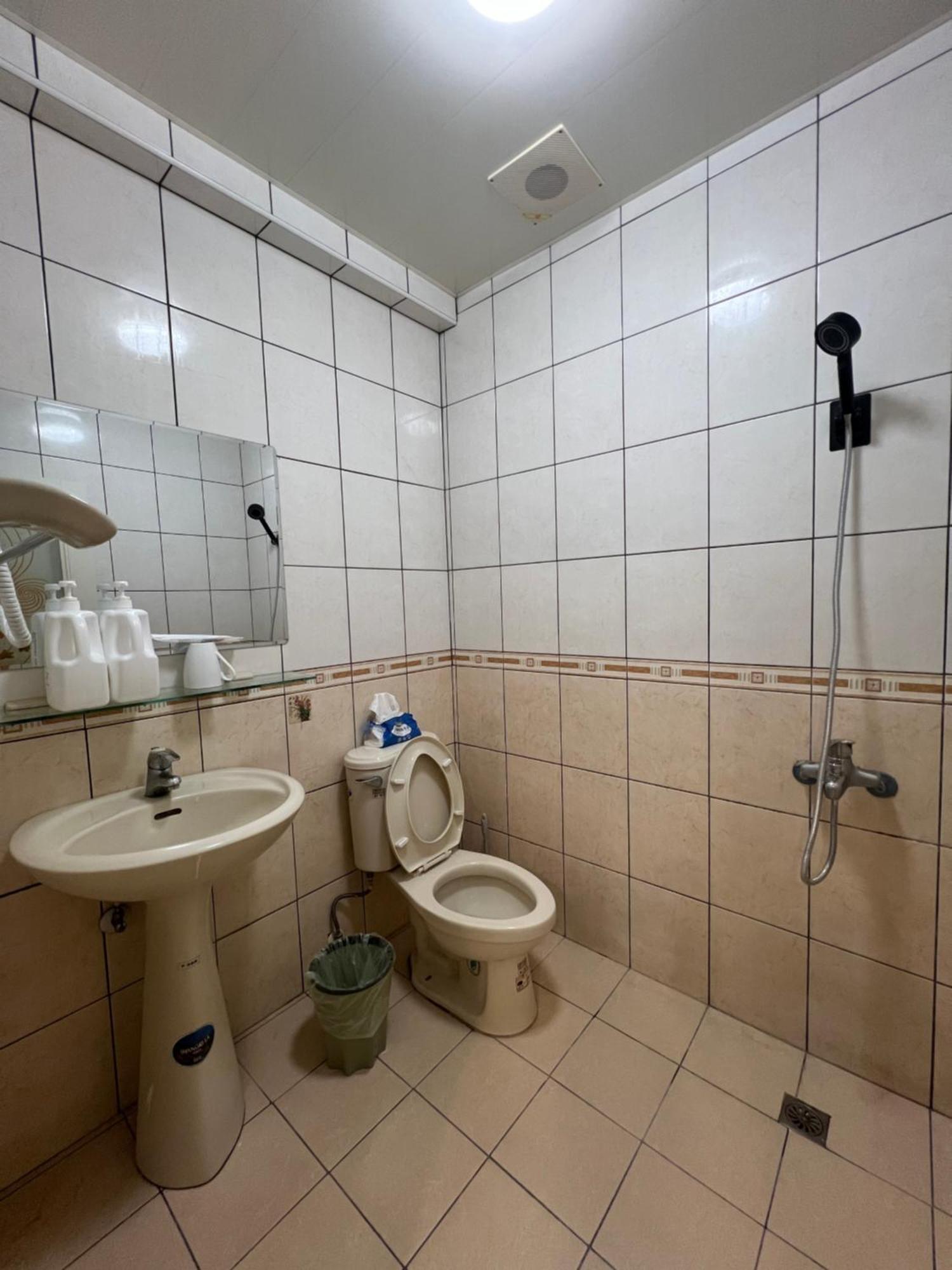 Kinmen Backpacker Apartment Kim Thành Ngoại thất bức ảnh